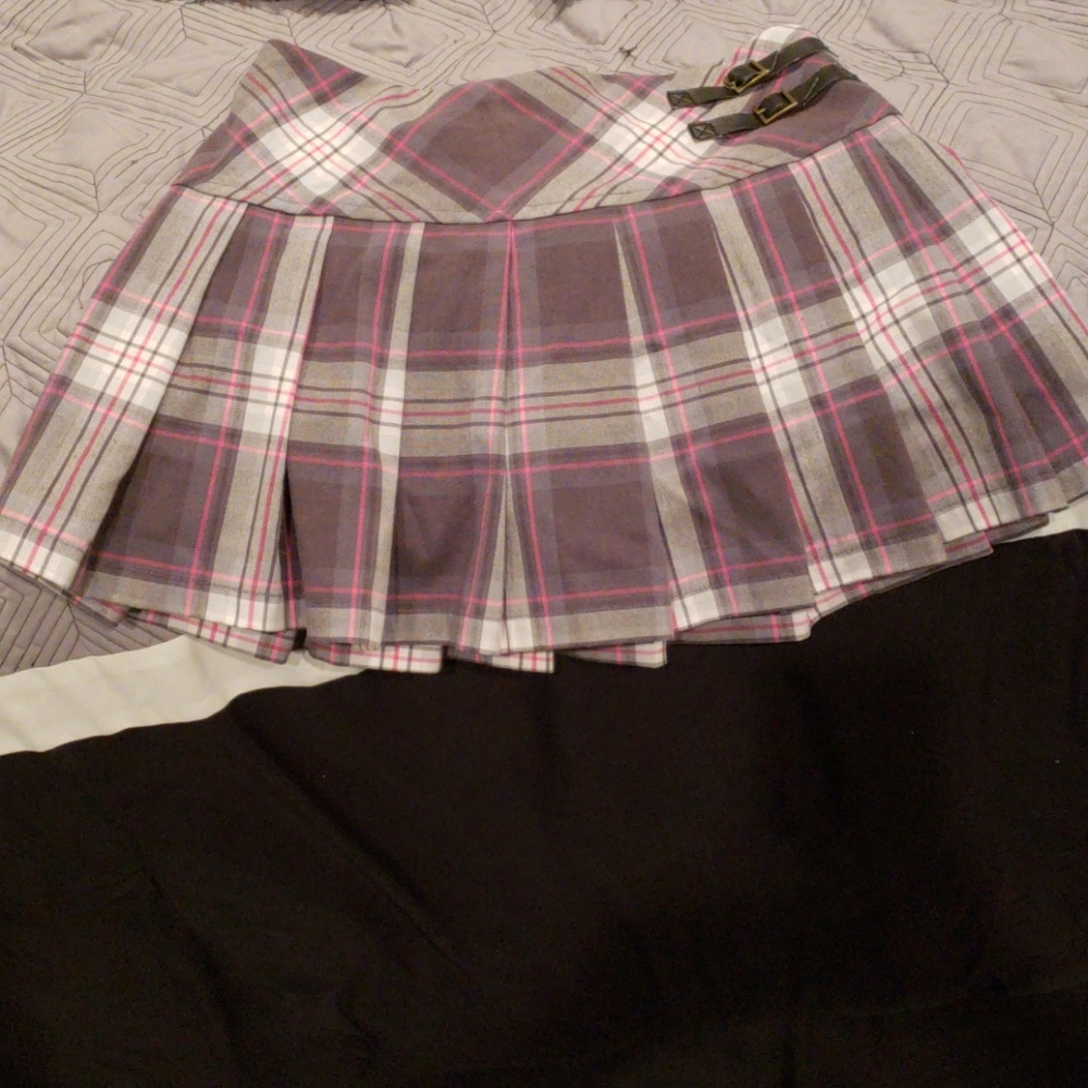 ❤️Cherokee mini skirt. (Juniors XL 14-16)